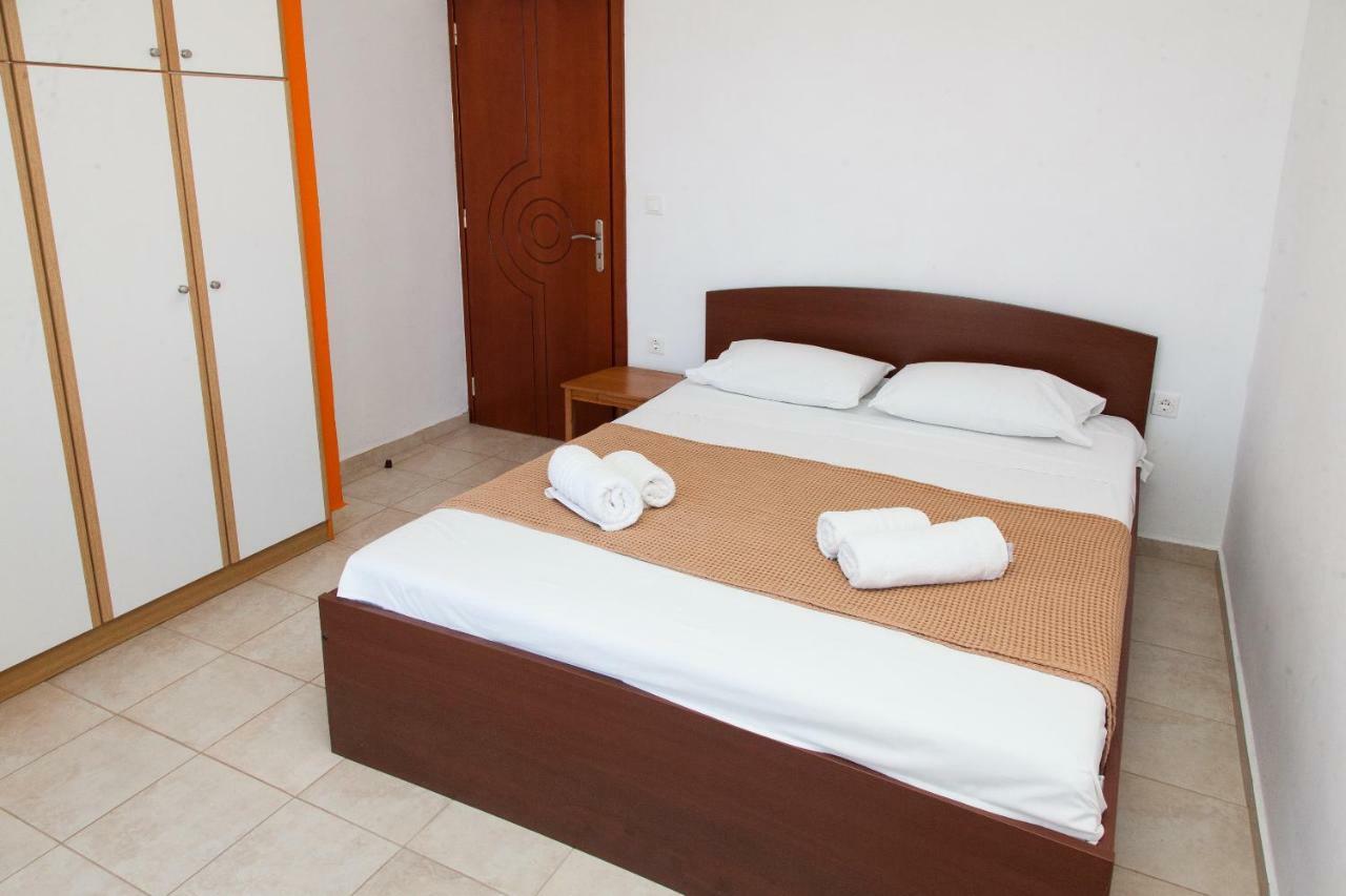 Karthean Villas Ioulis 外观 照片